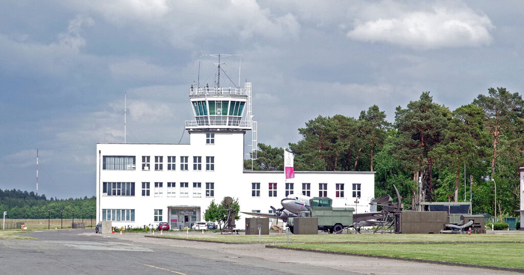 Sueldo de controlador aéreo militar en España