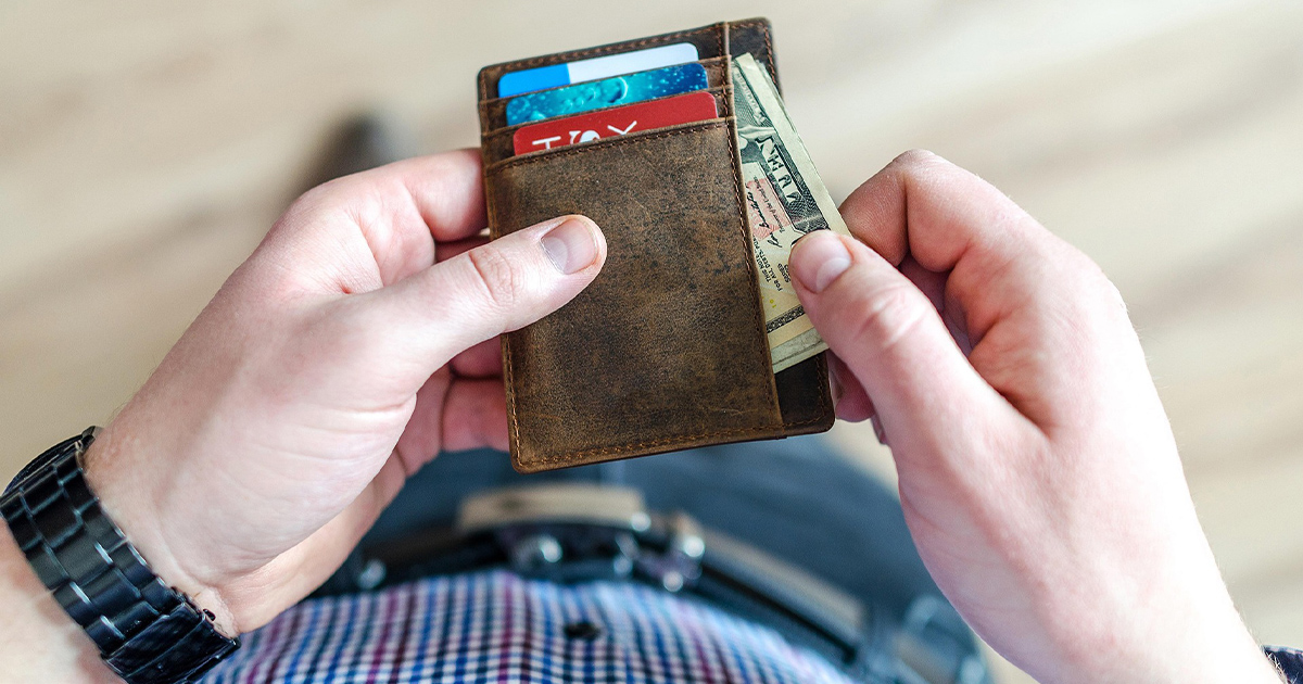 Préstamos para pagar deudas. Fotografía de Lukas, Pixabay.