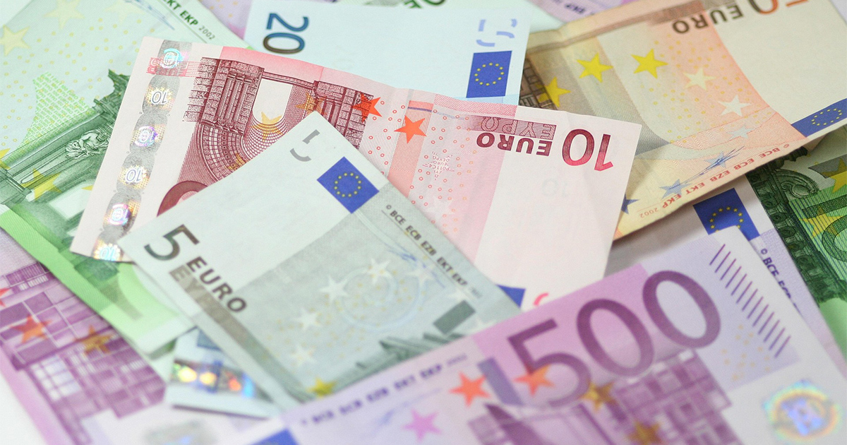 Préstamos nuevos. Fotografía de JS, Pixabay.