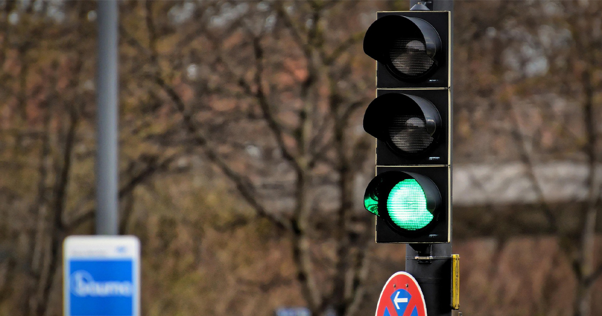 Semáforo financiero. Fotografía de Alexa, Pixabay.